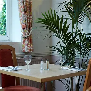 Hotel Consort