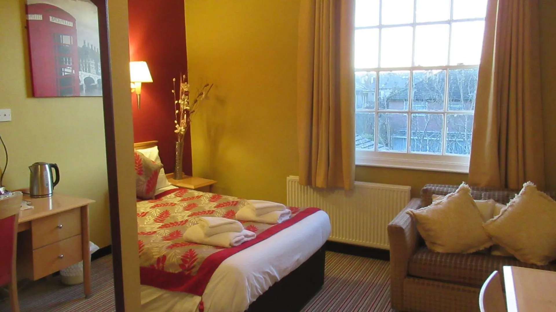 The London Inn Cheltenham 3*,
